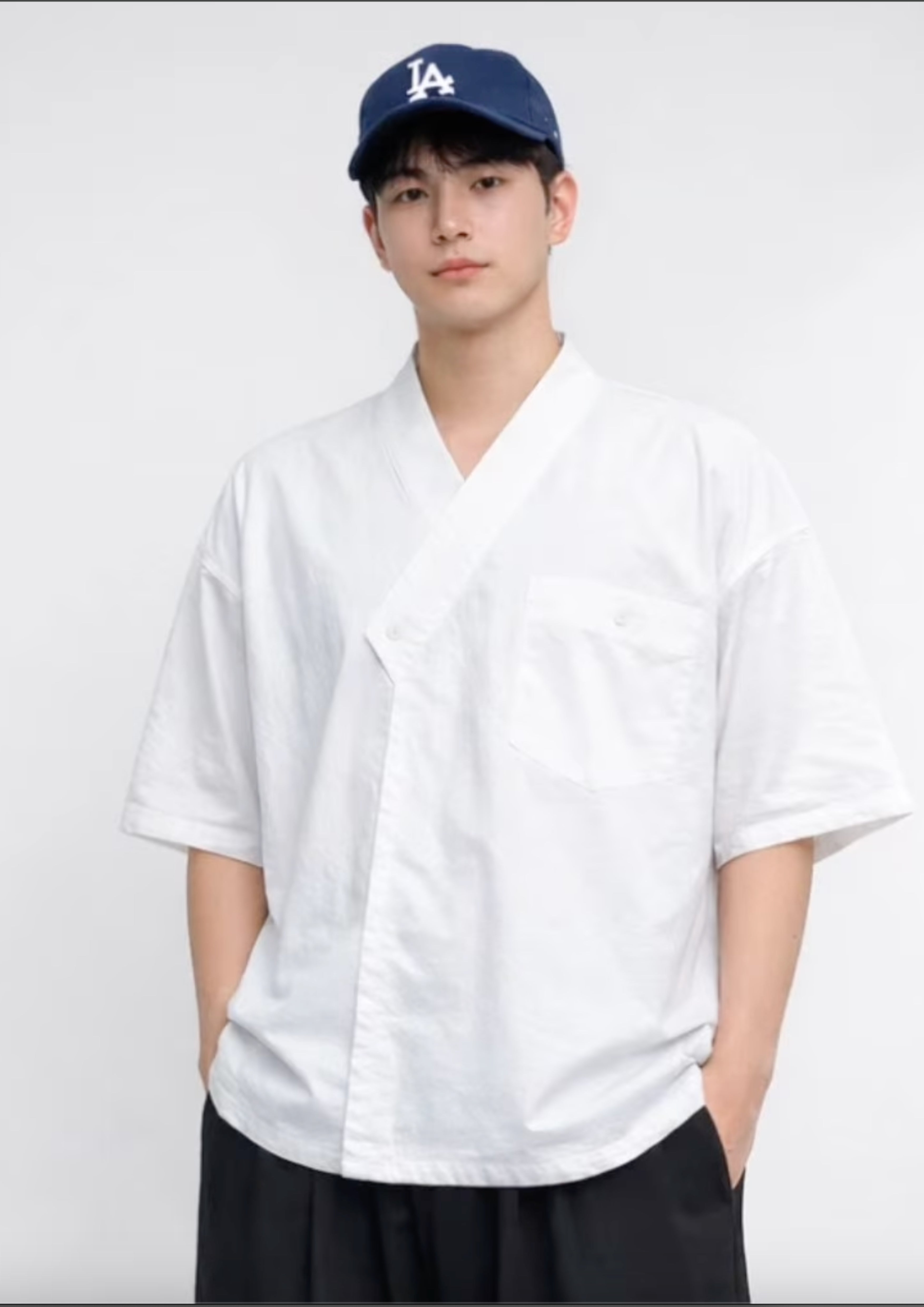 GUIROE - White Sasun Git T-shirt