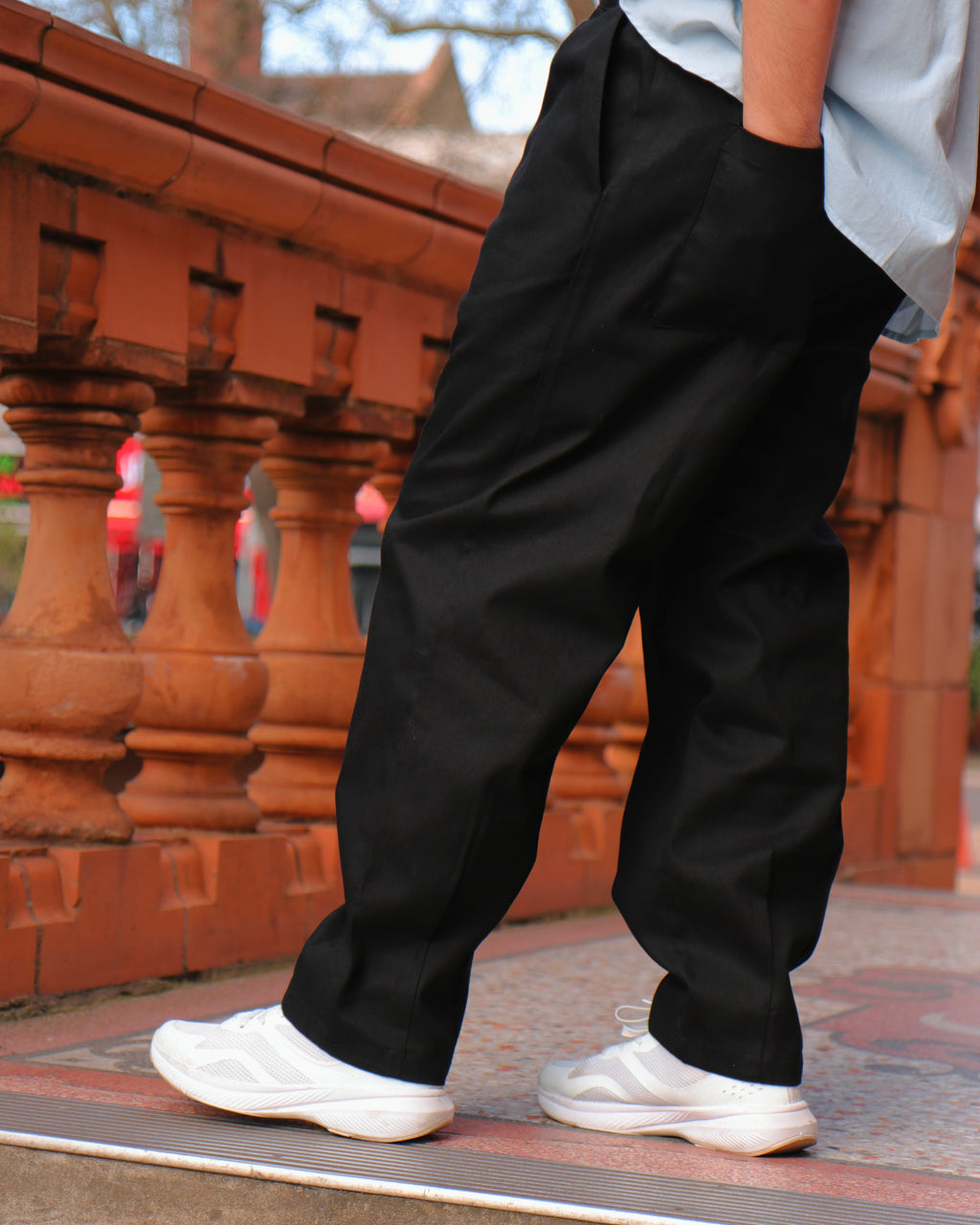 TETEROT SALON - Black cuff trousers