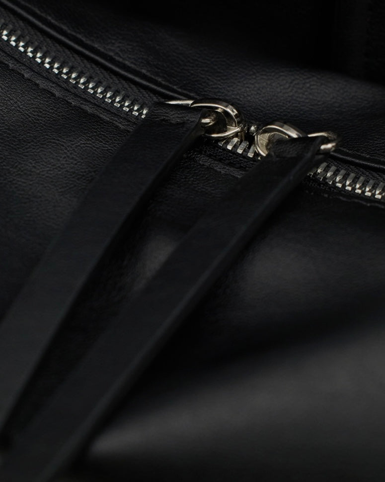 SHEEN:SEOUL - Black Hobo Botjim bag (VEGAN LEATHER)