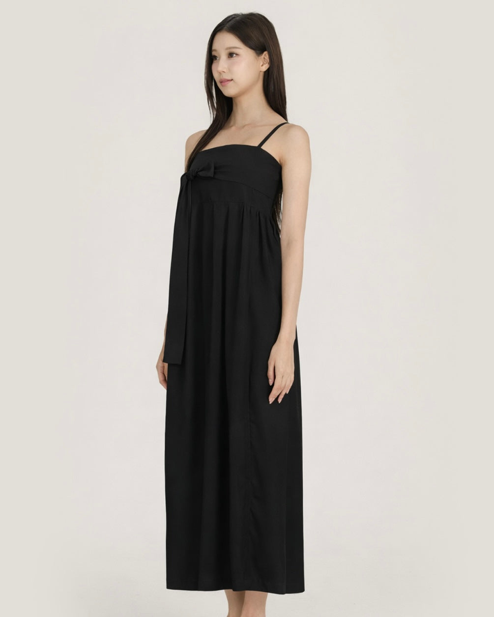 SHEEN:SEOUL - Black string chess